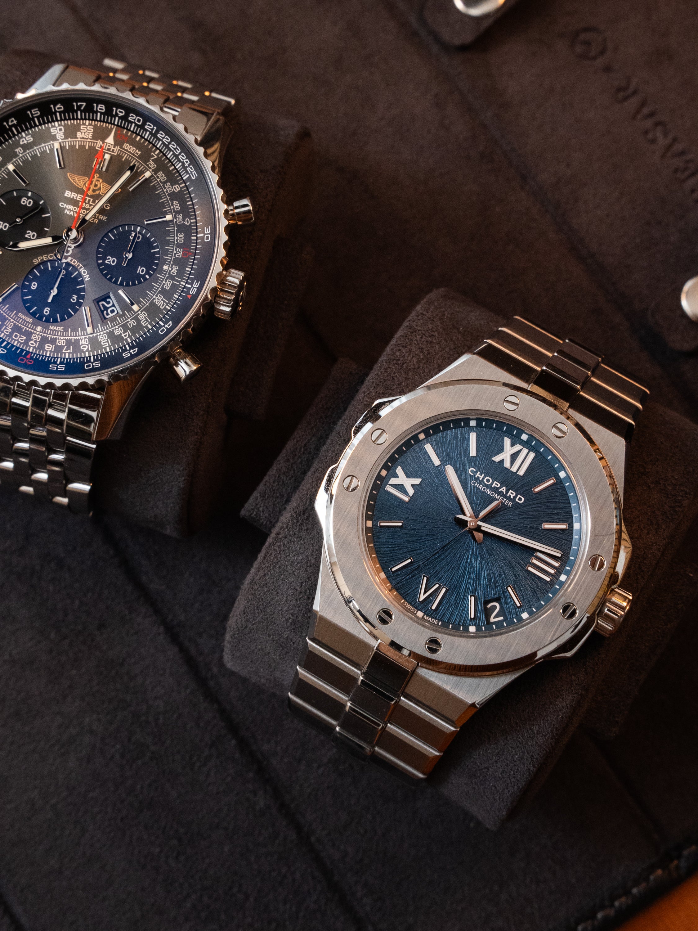 Watch Port ウォッチロールに時計を置き上から見た画像