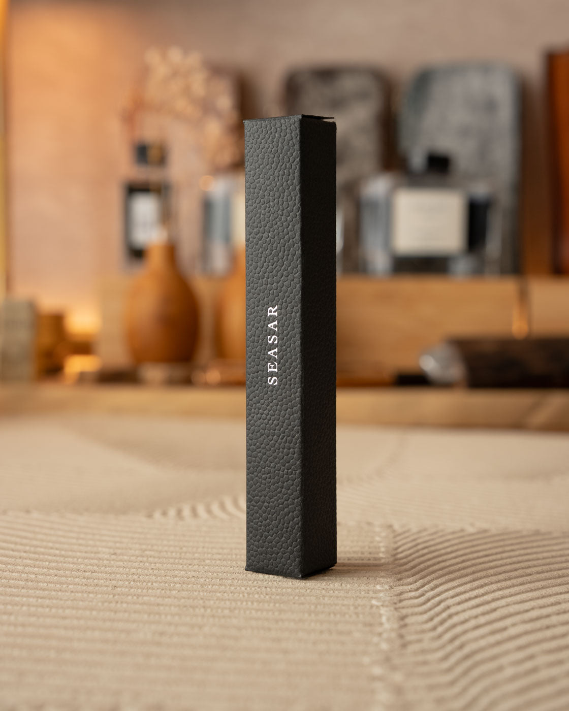 SEASAR DIJECT 芯ケース 専用化粧箱 ブラックのパッケージデザイン